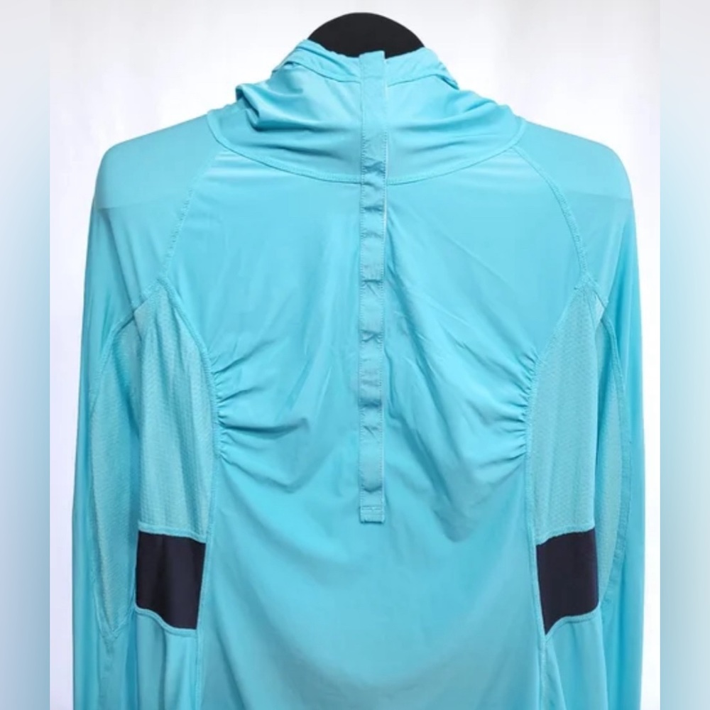 Lululemon Angel Blue Sunblocker Jacket - Picture 2 of 12